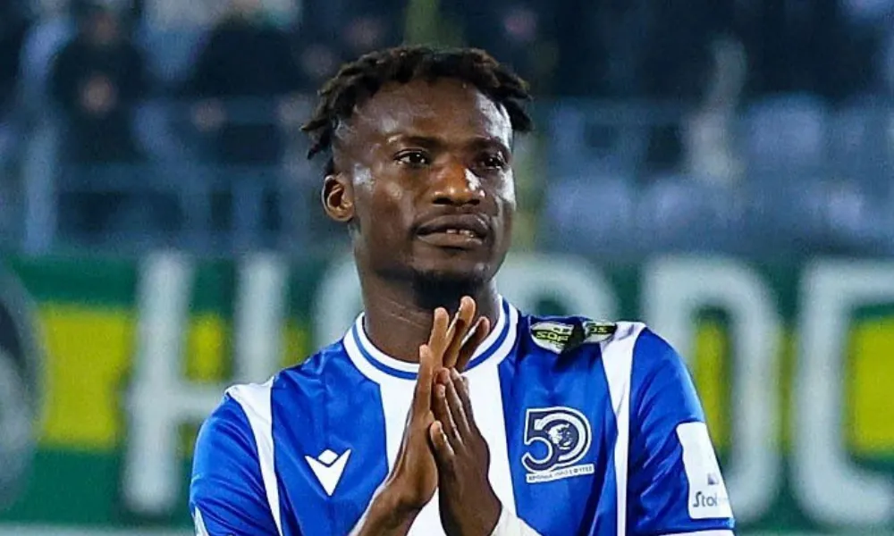 Απίστευτη η συχνότητα με την οποία ο Οφόρι δέχεται κόκκινες κάρτες