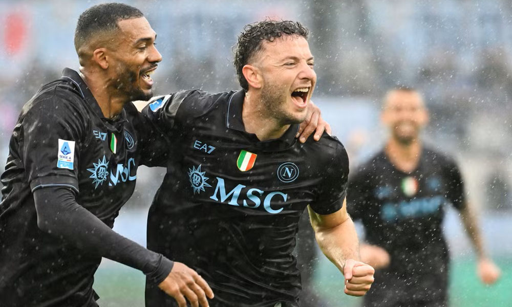 Με το δεξί στο 2026 και μία ανάσα από την κορυφή