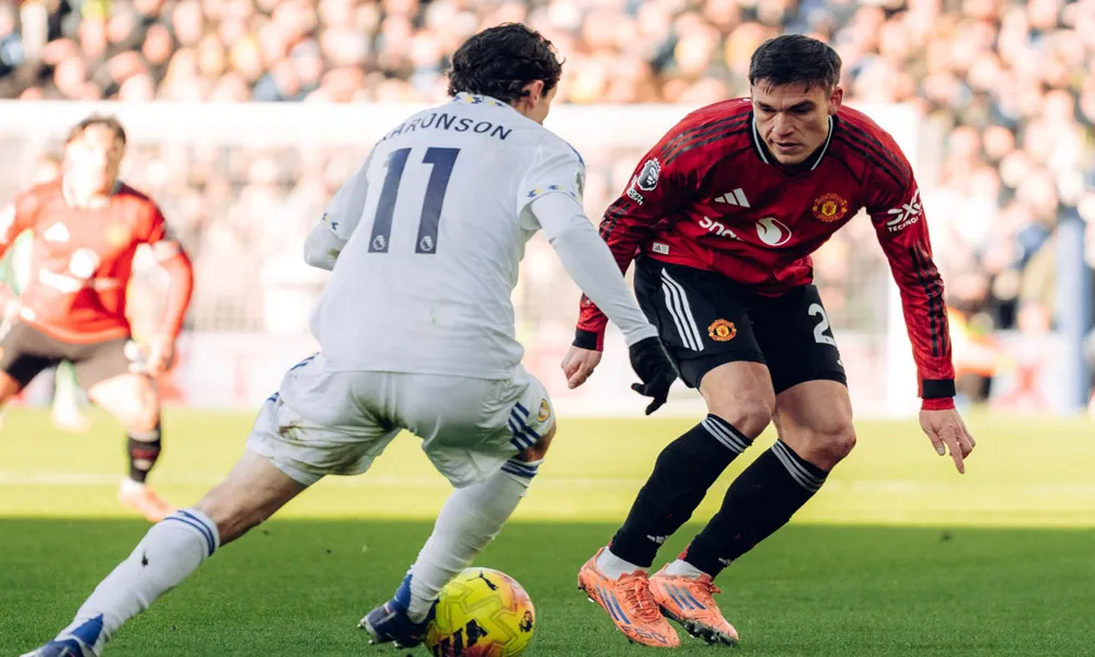 «Κόλλησε» στο «Ελαντ Ρόουντ» η Γιουνάιτεντ