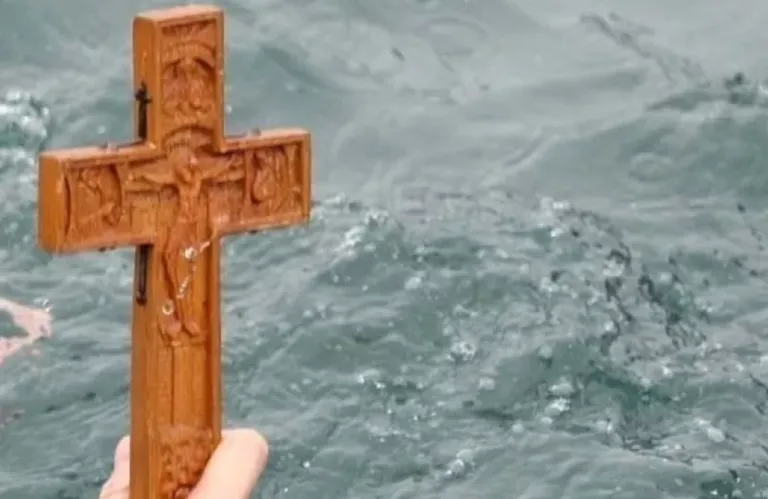 Stolen Epiphany Cross Found in Limassol - Perpetrator Confesses