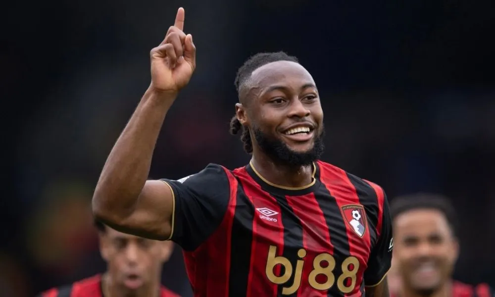 Ο Σεμένιο παίζει με την Τότεναμ και την επόμενη μέρα περνάει ιατρικά στη Μάντσεστερ Σίτι!