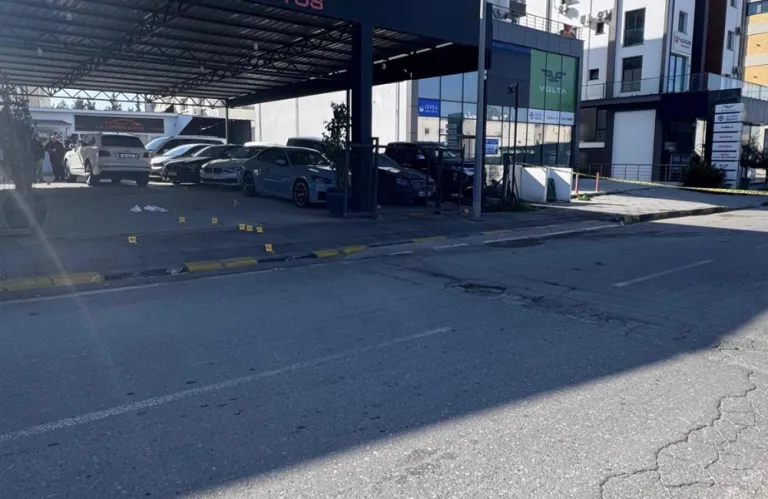 Ένοπλη επίθεση σε αντιπροσωπεία αυτοκινήτων στα κατεχόμενα