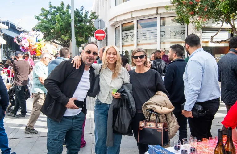 Η καρδιά της Πάφου χτύπησε σε ρυθμούς street party