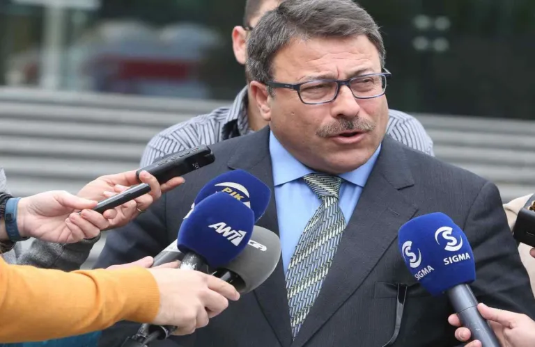 Θυμήθηκε να το παίξει προστάτης