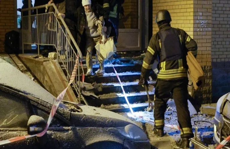 Επίθεση της Ρωσίας με πυραύλους Oreshnik κατά της Ουκρανίας