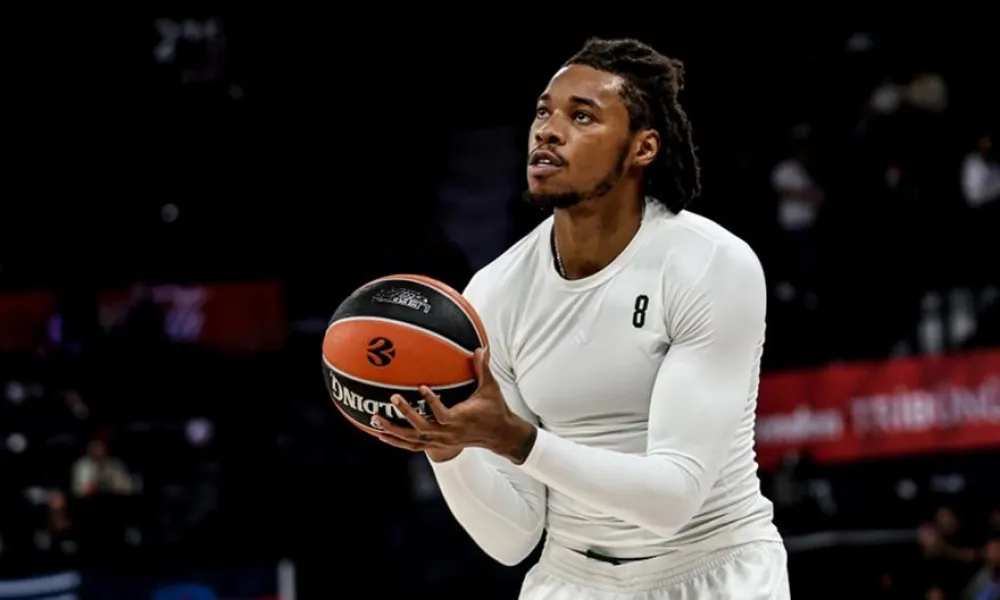 Το μήνυμα του Χολμς μετά την σπουδαία εμφάνιση κόντρα στη Βίρτους: «Εγώ δεν... πνίγομαι!»