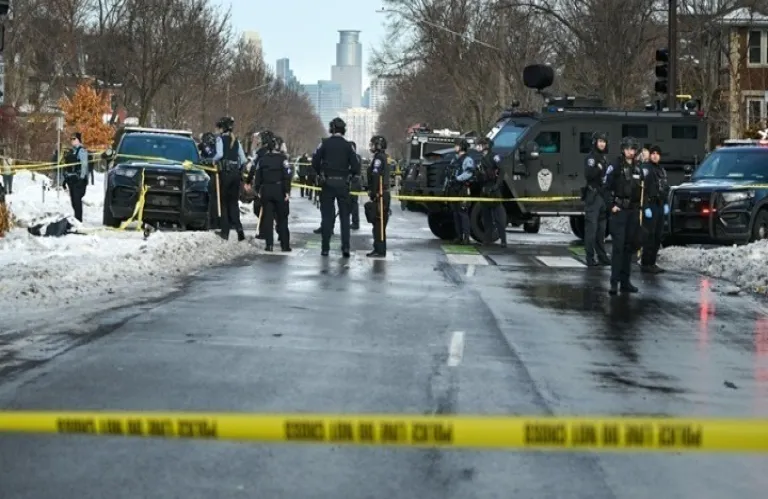 Νέο βίντεο από τον Λευκό Οίκο για τη δολοφονία γυναίκας από πράκτορα της ICE στη Μινεάπολη