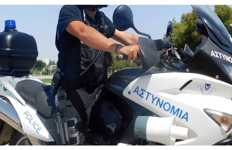 Δύο ανήλικοι συνελήφθησαν στη Λευκωσία για οδήγηση κλεμμένων μοτοσικλετών