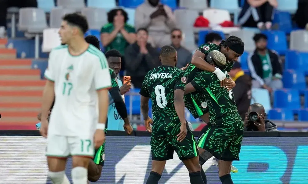 Η Νιγηρία στα ημιτελικά - Καθυστερεί η επιστροφή Ουζόχο