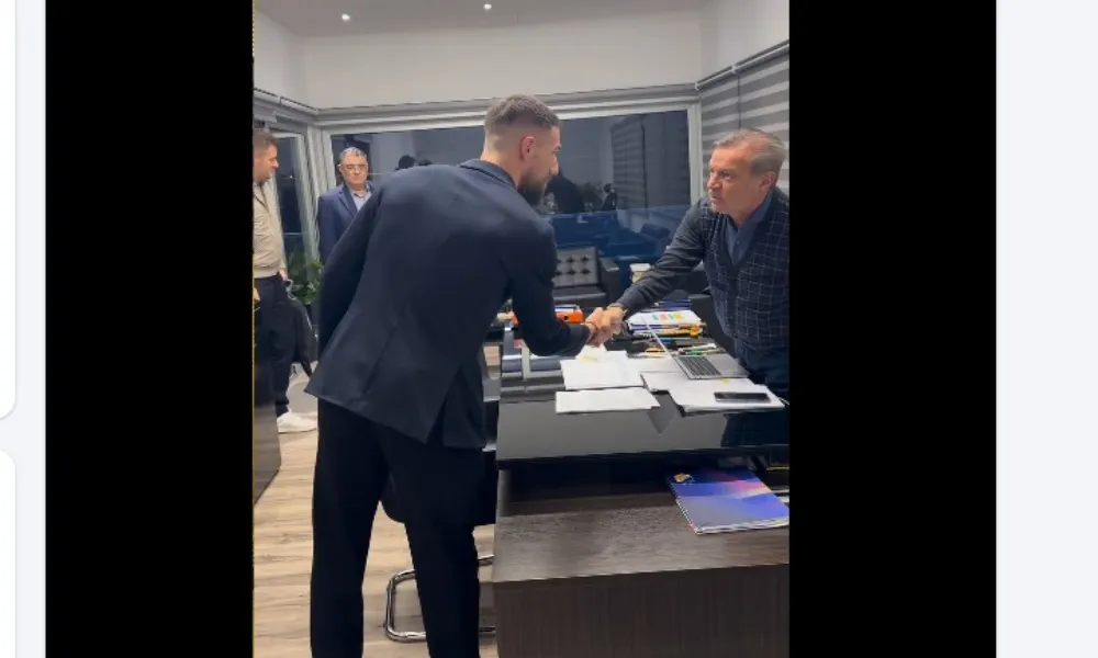 ΒΙΝΤΕΟ: Η πρώτη του Ντέγκενεκ στομν Αρχάγγελο