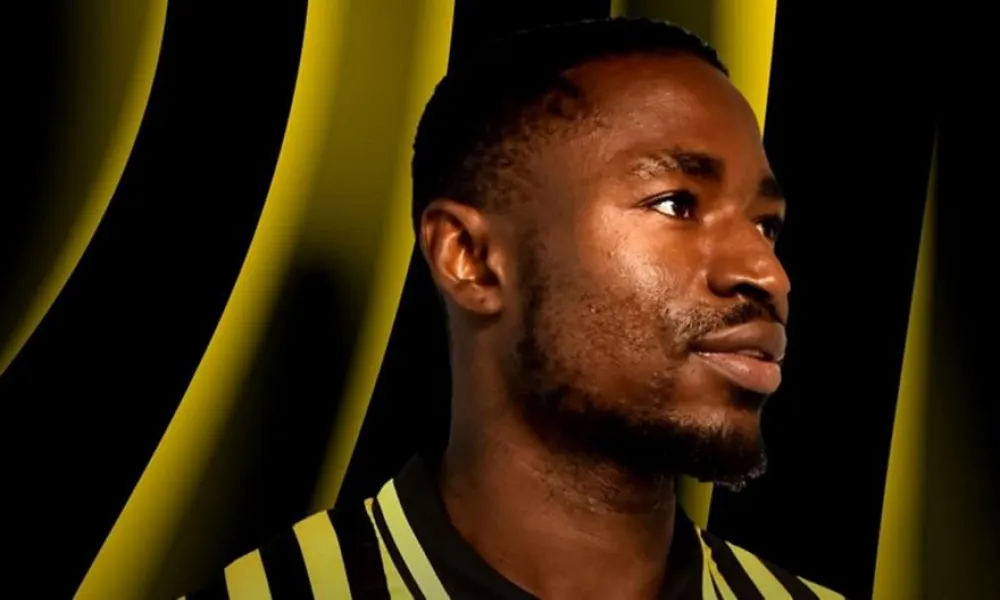 Επίσημο: Στον Άρη ο Χόνγκλα