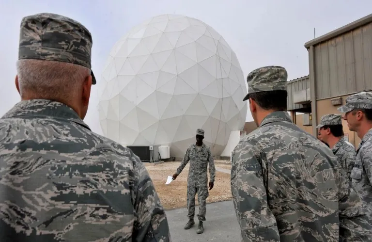 Οι ΗΠΑ απομακρύνουν προσωπικό από βάση στο Κατάρ - «Προληπτικό μέτρο» λένε αξιωματούχοι