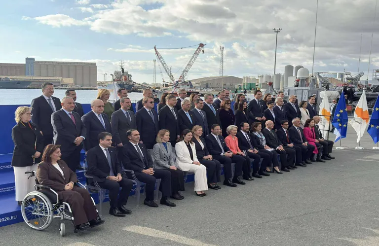 Σε εξέλιξη οι εργασίες του Κολλεγίου Επιτρόπων: Στο νέο λιμάνι Λεμεσού αφίχθηκαν Χριστοδουλίδης και Φον ντερ Λάιεν - Το πρόγραμμα (φώτος)