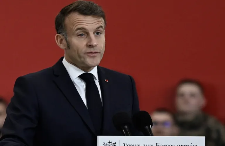 Macron Appears with Red Eye: "Forgive the Unesthetic Look of My Eye"