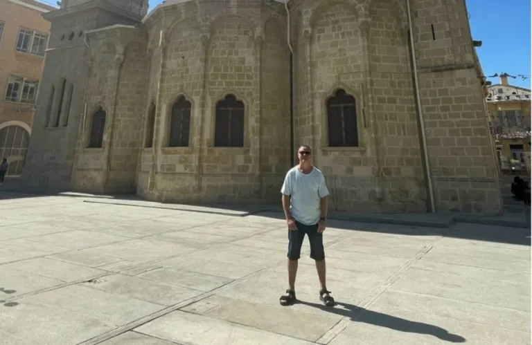 Αντόν Πανόφ: Πράκτορας στην κυβερνοκατασκοπία -