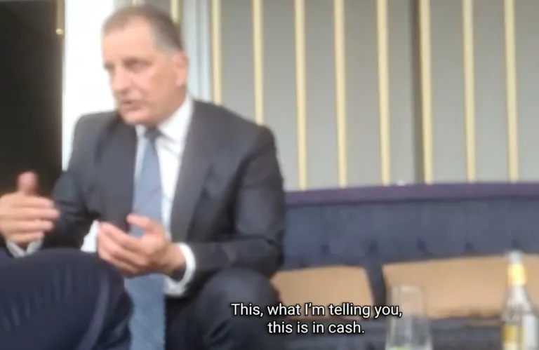 Οι επενδυτές, οι φίλοι και το χαμένο φίλτρο ελέγχου του Προεδρικού