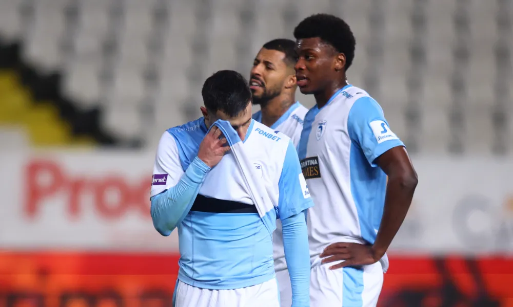 Πονοκέφαλος σε... πολλά μέτωπα