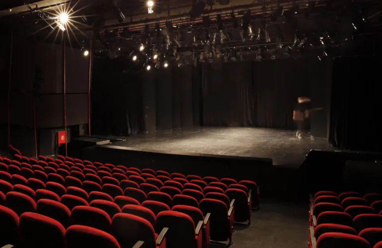 Επιτροπή αξιολόγησης «Θυμέλη»: Αυτή την Παρασκευή οι εκλογές για τους 5 των θεατρικών φορέων