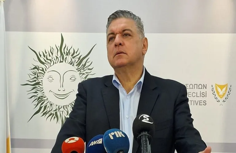 Εκτός ψηφοδελτίου του ΔΗΣΥ ο Νίκος Σύκας - Συντριπτικό το αποτέλεσμα στην ψηφοφορία: 75 υπέρ και 9 κατά