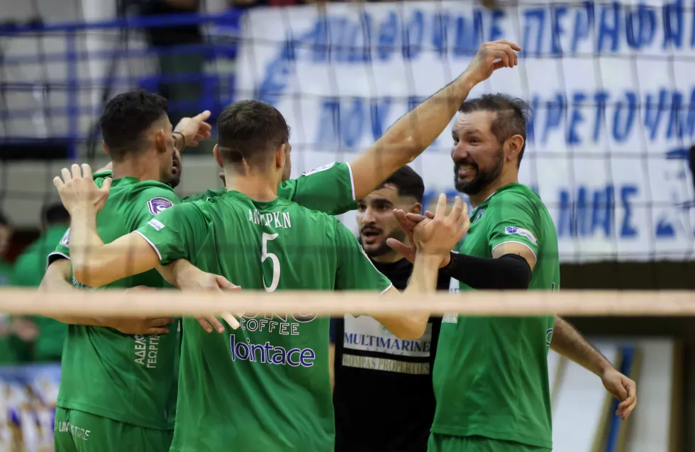 Στην Ομόνοια κι αυτός ο τίτλος!