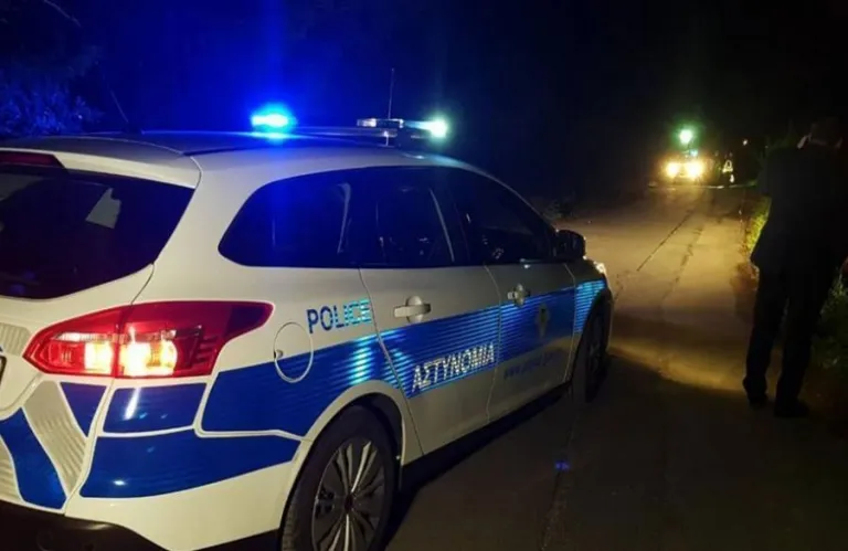 Audacious Robbery in Larnaca: Unknown Assailant Threatens Elderly Couple with Knife