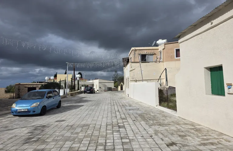 ΕΟΑ Πάφου :Σε πλήρη ετοιμότητα για τα ακραία καιρικά φαινόμενα με τέσσερα συνεργεία σε καίρια σημεία της επαρχίας