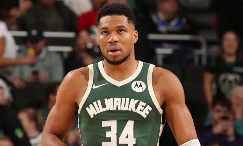 Αντετοκούνμπο: «Πρέπει να είσαι ο μαύρος κύκνος, οι νέοι να δέχονται την κριτική» (vid)