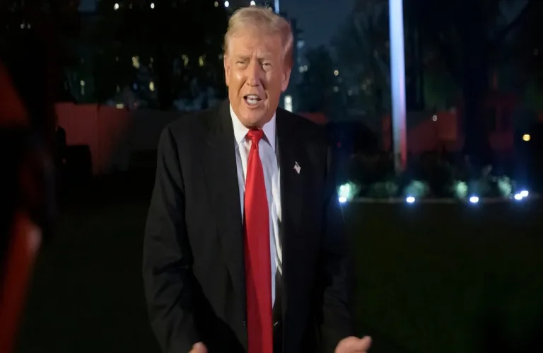 Το ψυχογράφημα του Τραμπ από τον βιογράφο του: «Βάζει φωτιές... και απολαμβάνει να βλέπει τα πυροσβεστικά να τρέχουν»