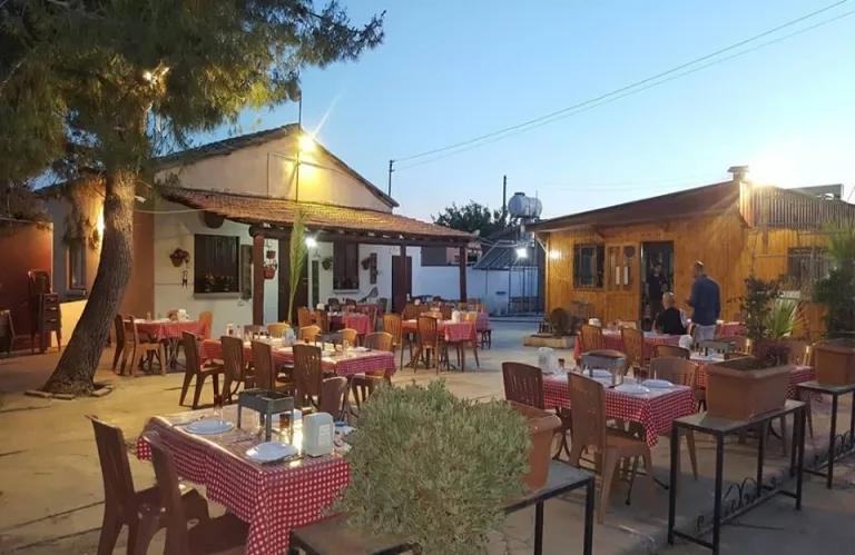 Στα ύψη οι τιμές του κρέατος στα κατεχόμενα - Εισαγωγές με κανόνες ζητούν οι ιδιοκτήτες εστιατορίων