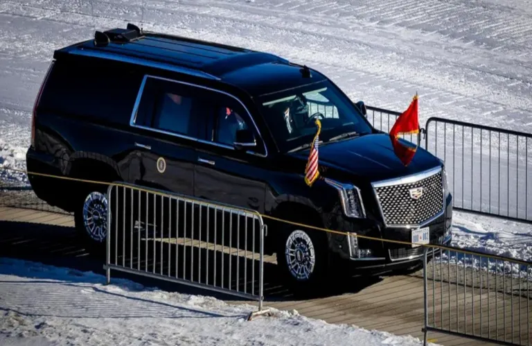Αυτό είναι το νέο «Κτήνος» του Τραμπ -Τα ολοκαίνουργια προεδρικά αυτοκίνητα είναι SUV Cadillac