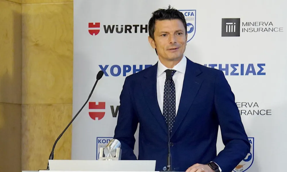 Γιατί επιμένεις κ. Νταμάτο;