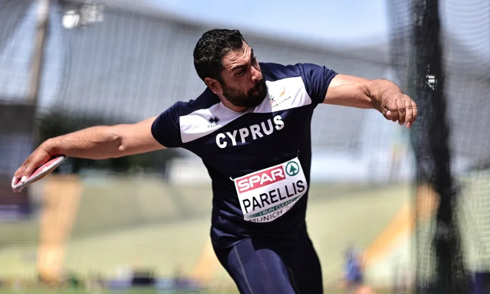 Η ελίτ αφήνει κενό που πρέπει να καλυφθεί...