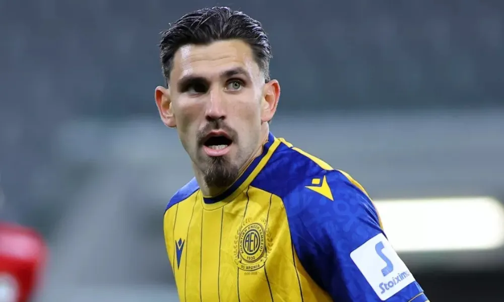 Η συμφωνία με Ανόρθωση κρατά εκτός αποστολής τον Παρούτη