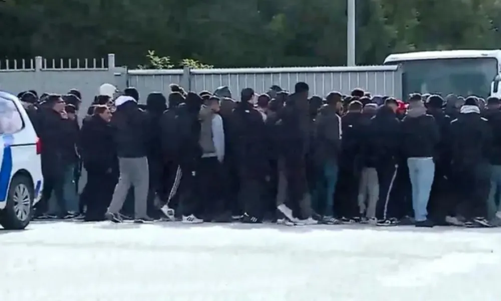 Τα είπαν με τον Μουρίνιο και τους αρχηγούς οι οπαδοί της Μπενφίκα