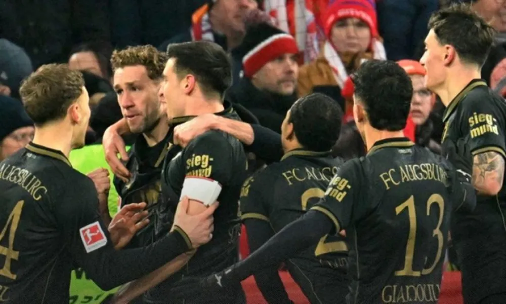 Τέζαρε την Μπάγερν στο Μονάχο η Άουγκσμπουργκ με ανατροπάρα και… σερβιτόρο Γιαννούλη!