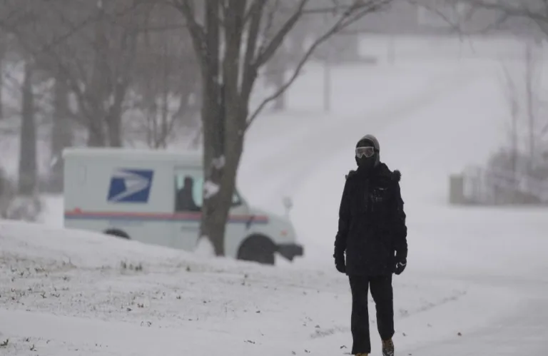 Σφοδρό κύμα κακοκαιρίας σαρώνει τις ΗΠΑ -  Σε κατάσταση έκτακτης ανάγκης 20 πολιτείες