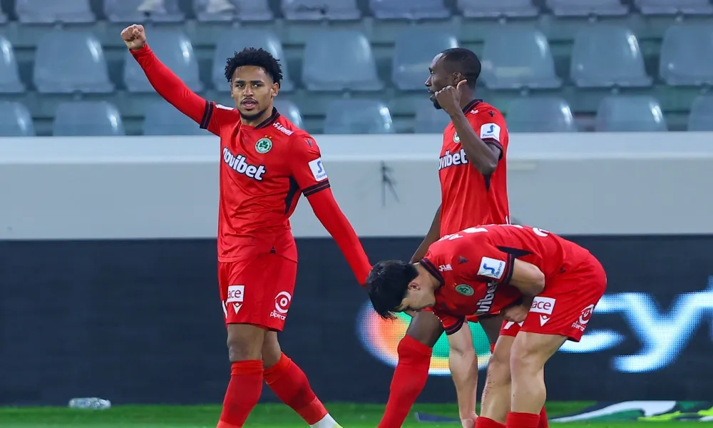 Με άλλο ένα πιάνει... ΑΕΛ