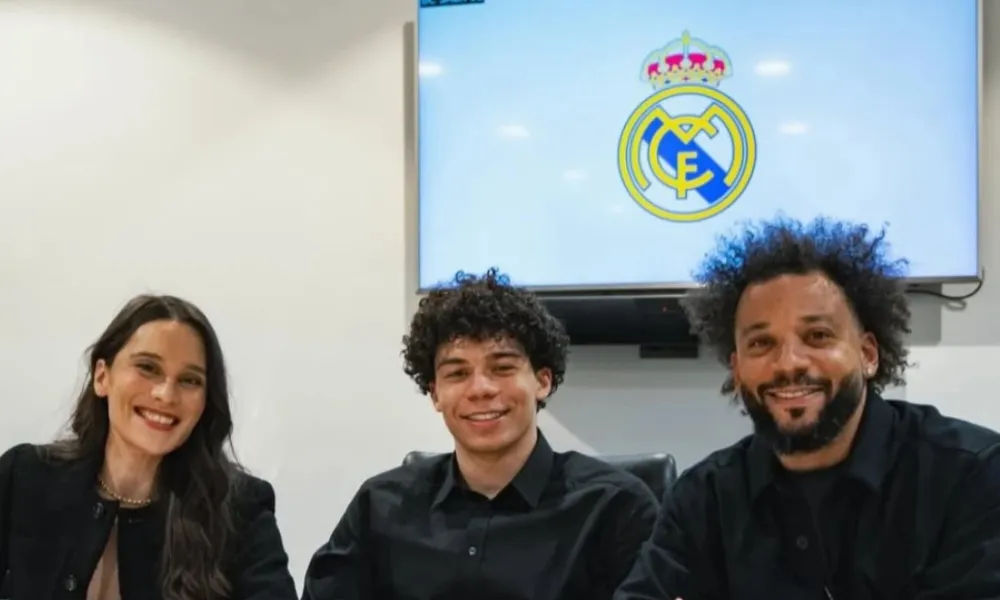 Ο 16χρονος γιος του Μαρσέλο Άλβες, Ένζο υπέγραψε στη Ρεάλ Μαδρίτης