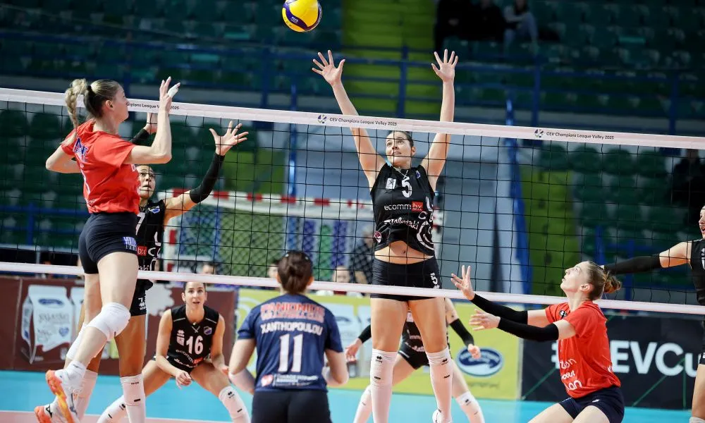 Ήττα με ψηλά το κεφάλι για την Ολυμπιάδα στο ιστορικό ματς με τον Πανιώνιο