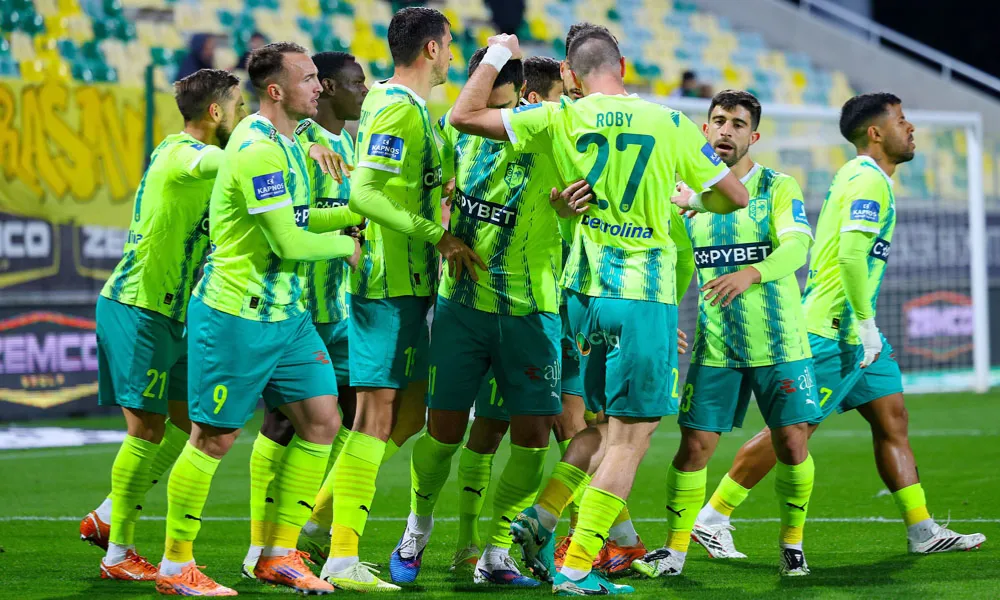 Στα... πόδια της να κάνει το αυτονόητο η ΑΕΚ