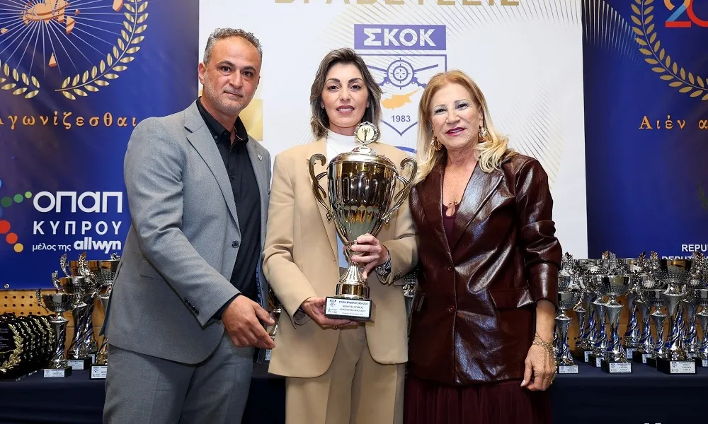 ΦΩΤΟ: Λαμπερή και φωτεινή η «Γιορτή της Σκοποβολής» στο Ολυμπιακό Μέγαρο