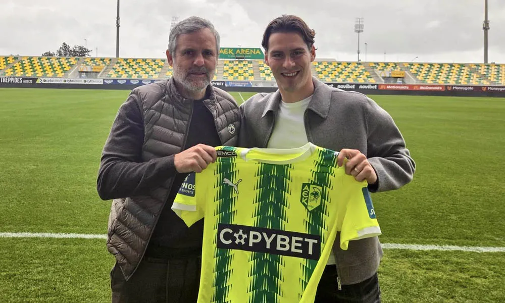 Επίσημα ΑΕΚτζής ο Ρόμπερτ Μουντραζίγια