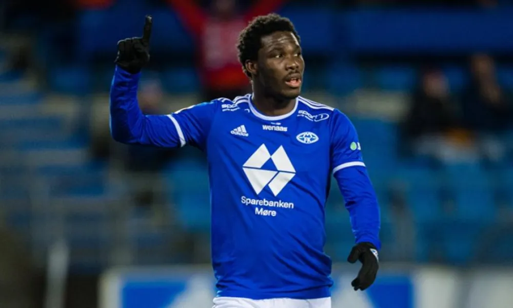 Πήρε δανεικό από την Τσέλσι τον Φοφανά η Στρασμπούρ