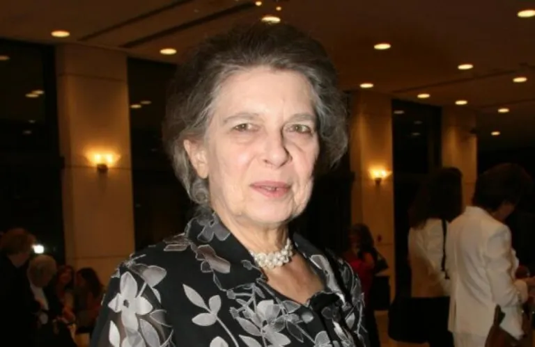 Πριγκίπισσα Ειρήνη – Η «κρυφή» διαθήκη που φέρνει αναταραχή στο Παλάτι της Ισπανίας