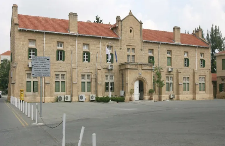 Ποινή φυλάκισης 3 μηνών σε αστυνομικό για άσεμνη επίθεση σε συνάδελφό του - Το Εφετείο είπε «όχι» στην έφεση