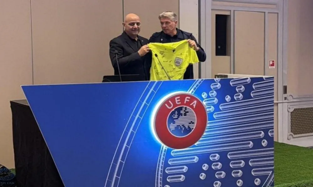 Πρόεδρος Ε.Δ. UEFA σε Λοϊζίδη: «Ήταν πολύ τολμηρό εκ μέρους της ΚΟΠ να στηρίξει τους Κύπριους διαιτητές»