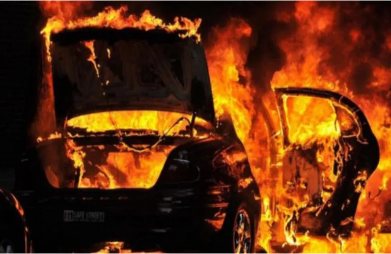 Εμπρησμός οχήματος τα ξημερώματα στη Λευκωσία