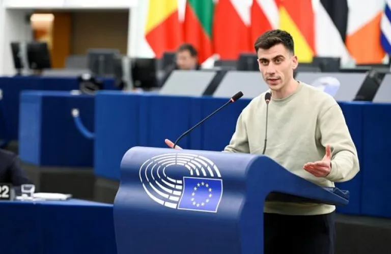 Ο ευρωβουλευτής Φειδίας Παναγιώτου στήνει ευρωομάδα: Ποιους Έλληνες βολιδοσκοπεί