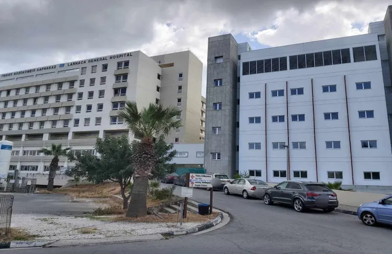Σφαίρες εντοπίστηκαν στις τουαλέτες του Γενικού Νοσοκομείου Λάρνακας - Έρευνες της Αστυνομίας σε εξέλιξη