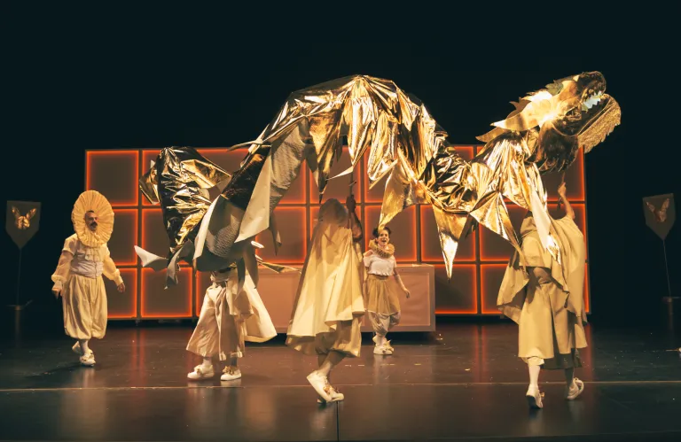 Τέσσερις τελευταίες παραστάσεις για «Τα καινούρια ρούχα του βασιλιά»